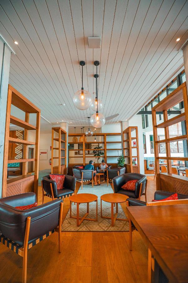 Lava Hotel Апіа Екстер'єр фото