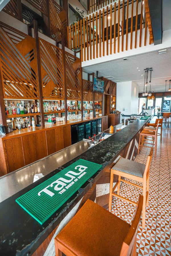 Lava Hotel Апіа Екстер'єр фото